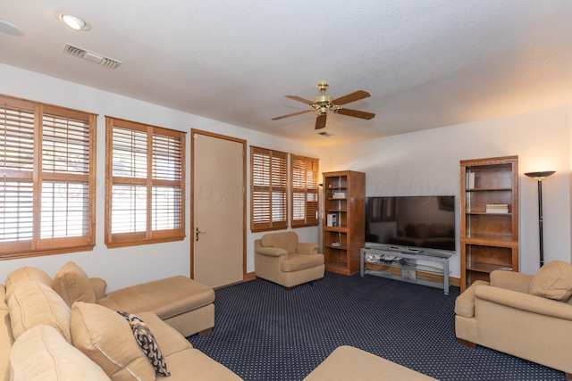 3616 Van Tassel St, Amarillo, TX 79121 - carpeted living room featuring ceiling fan