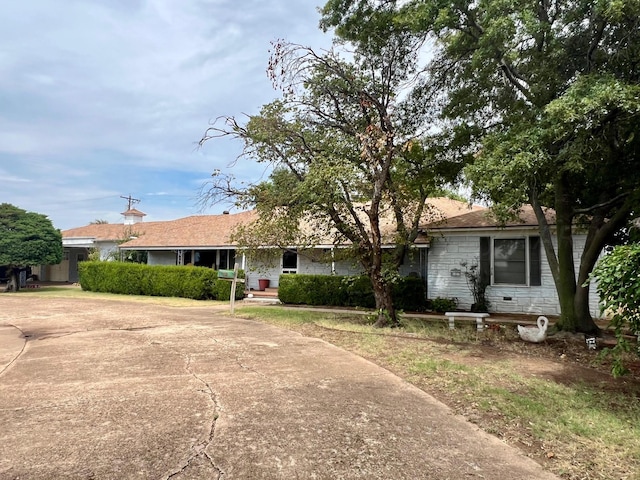 view of single story home