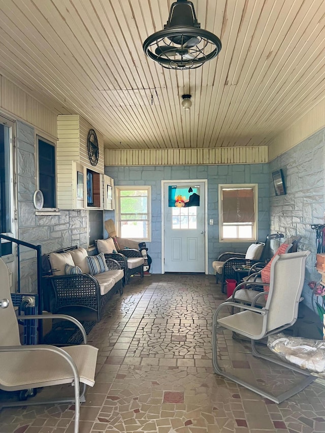 1814 N Main St, Shamrock, TX 79079 - property entrance featuring a porch