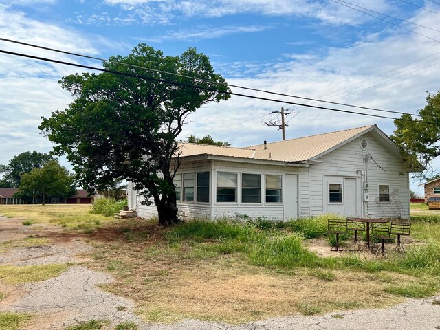 view of property exterior