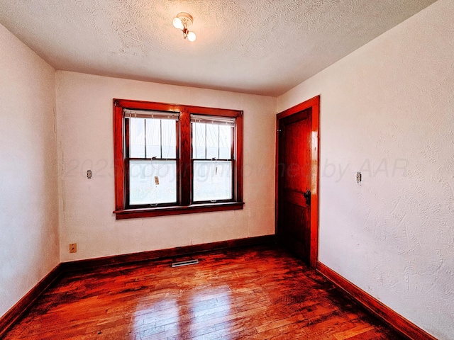 609 S Grinnell St, Perryton, TX 79070 - photo 14