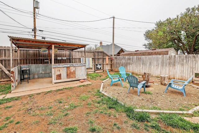 1005 Bennett Dr, Dumas, TX 79029 - view of fenced backyard