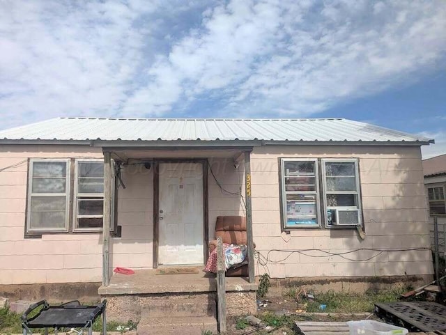 325 Morse Ave, Stinnett, TX 79083 - photo 2