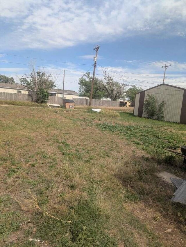 325 Morse Ave, Stinnett, TX 79083 - photo 11