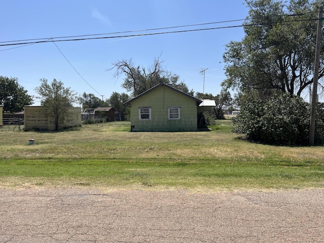 view of property exterior