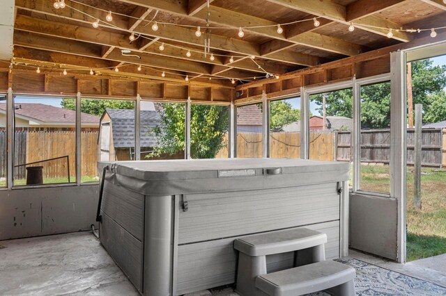 2428 N Fir St, Pampa, TX 79065 - sunroom with a jacuzzi