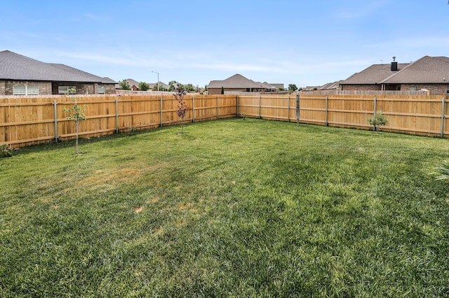 7611 Crestline Dr, Amarillo, TX 79119 - fenced backyard featuring a residential view