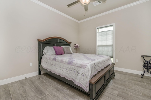 7611 Crestline Dr, Amarillo, TX 79119 - bedroom featuring wood finish floors, crown molding, and ceiling fan