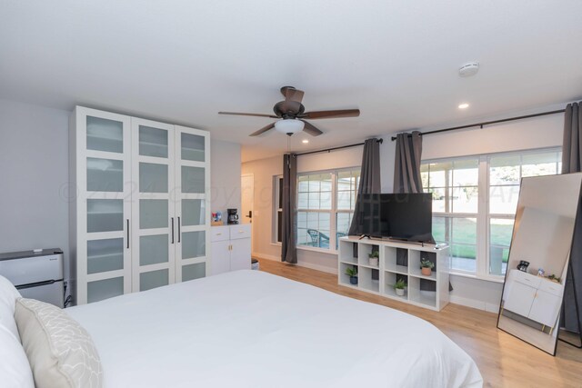 3002 S Polk St, Amarillo, TX 79109 - bedroom featuring light wood-type flooring, baseboards, and recessed lighting
