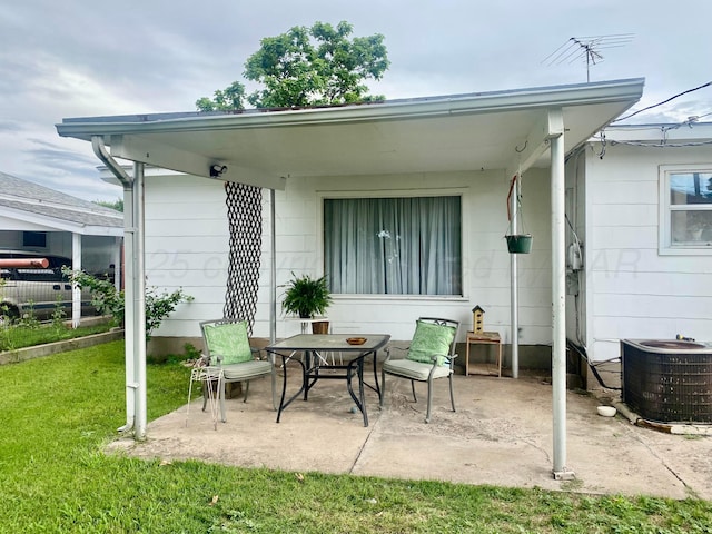 928 Elmore St, Borger, TX 79007 - view of patio / terrace