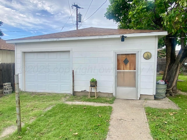 928 Elmore St, Borger, TX 79007 - view of garage