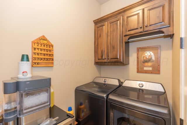 7409 Columbus Dr, Amarillo, TX 79118 - laundry area with washer and clothes dryer and cabinet space