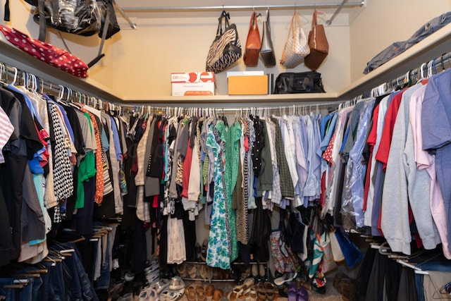 7409 Columbus Dr, Amarillo, TX 79118 - view of spacious closet