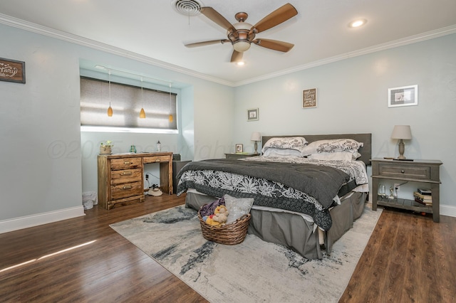 bedroom with crown molding, dark hardwood / wood-style floors, and ceiling fan