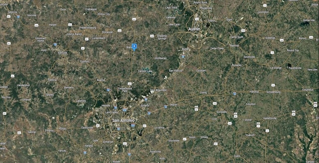 98 S Jesse Stiff, Blanco, TX 78606