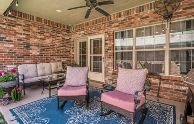 4014 Willow St, Amarillo, TX 79118 - view of patio / terrace with outdoor lounge area and ceiling fan