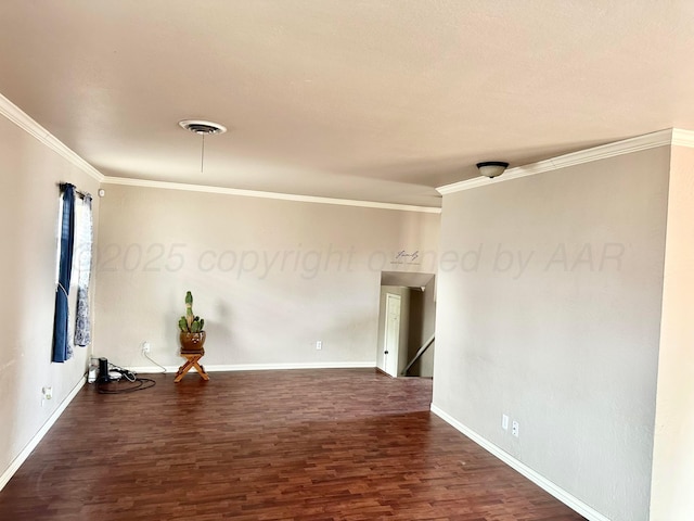 1207 Lee St, Borger, TX 79007 - unfurnished room featuring wood finished floors, ornamental molding, and baseboards