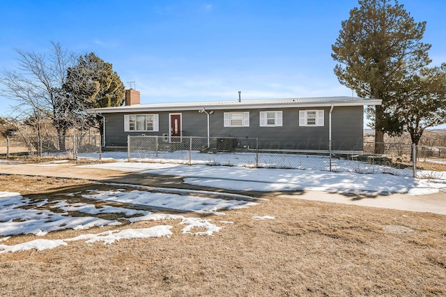 view of front of house