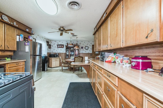206 N Crosby Ave, Tulia, TX 79088 - photo 10