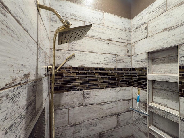 8121 Alexandria Ave, Amarillo, TX 79118 - bathroom view of a tile shower