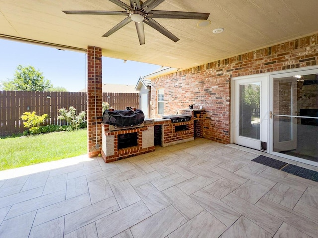 8121 Alexandria Ave, Amarillo, TX 79118 - view of patio featuring a ceiling fan