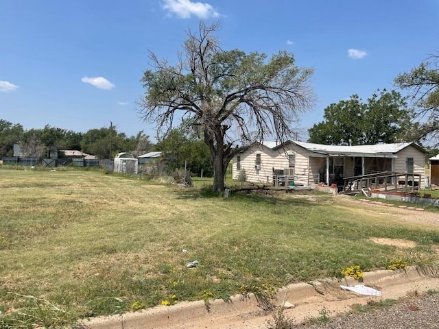 Listing photo 2 for 905 N Adams St, Amarillo TX 79107