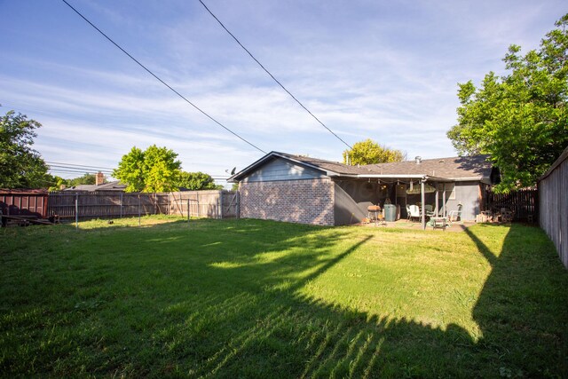 8219 Lamount Dr, Amarillo, TX 79110 - view of fenced backyard