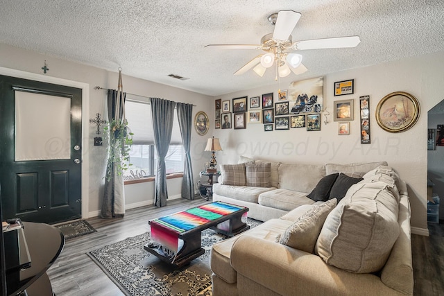 2933 Brook Ave, Amarillo, TX 79107 - photo 2