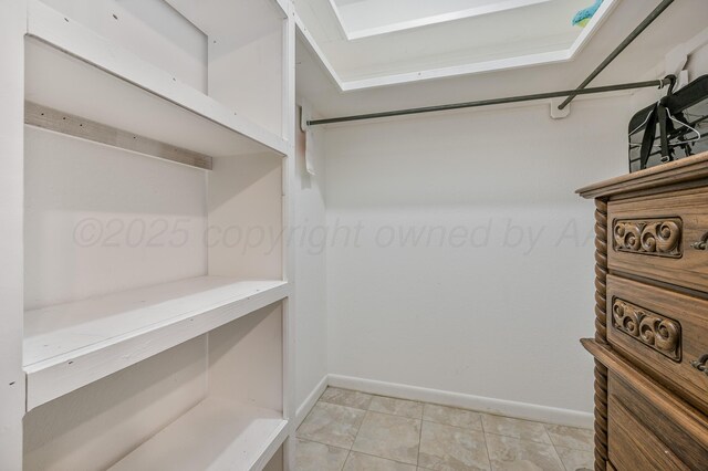 7216 Gainsborough Rd, Amarillo, TX 79106 - view of spacious closet