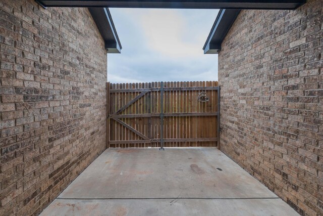 7111 Mosley St, Amarillo, TX 79119 - view of gate