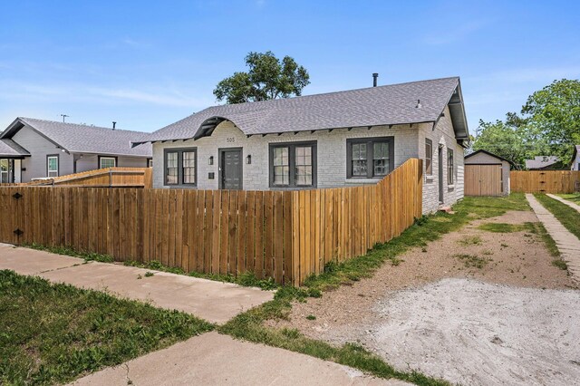 505 S Belleview St, Amarillo, TX 79106 - bungalow-style house with a shingled roof and brick siding
