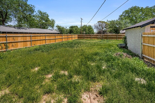 505 S Belleview St, Amarillo, TX 79106 - view of fenced backyard