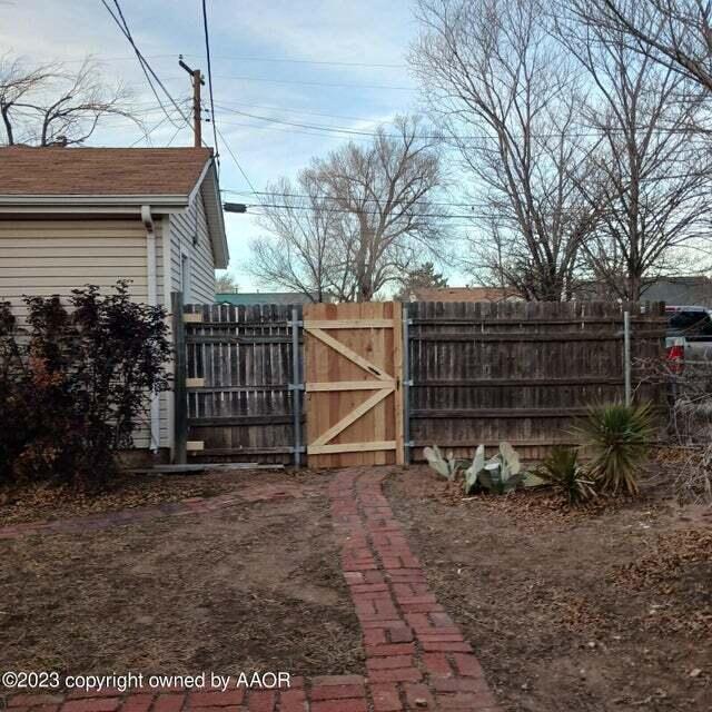 1408 SW 12th Ave, Amarillo, TX 79102 - photo 25
