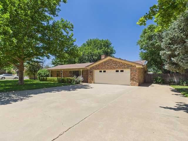 708 Phillips Dr, Dumas, TX 79029 - photo 3