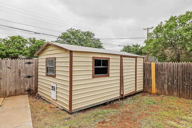 5505 SW 34th Ave, Amarillo, TX 79109 - view of shed featuring a fenced backyard
