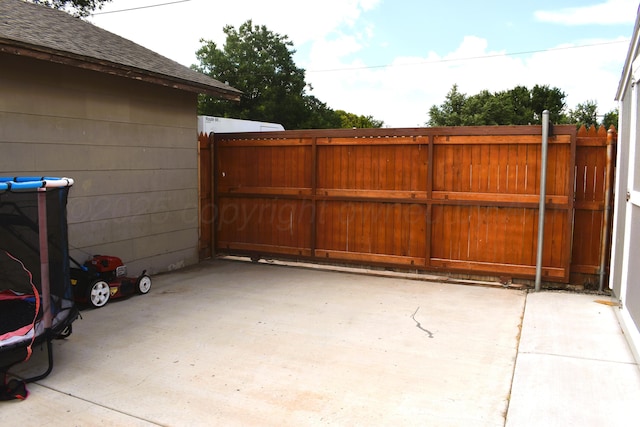 501 Bruce Ave, Dumas, TX 79029 - view of patio / terrace