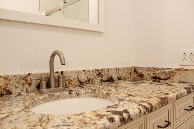 219 Kiekbusch St, Borger, TX 79007 - details with a sink