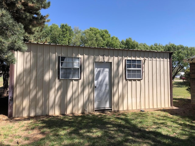 view of outbuilding featuring an outdoor structure