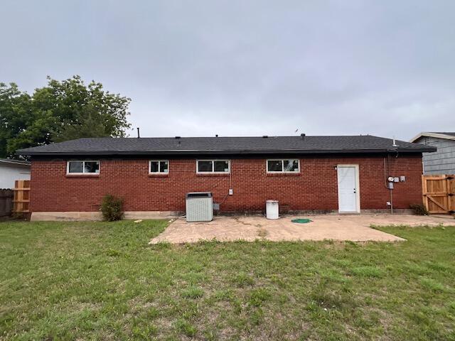 1705 S Grinnell St, Perryton, TX 79070 - photo 21