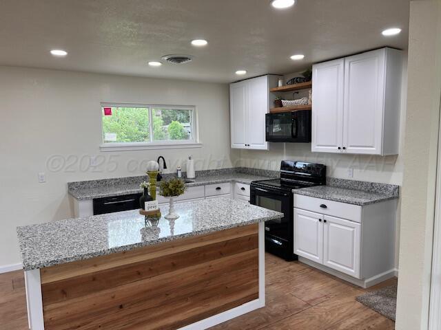 1705 S Grinnell St, Perryton, TX 79070 - photo 6