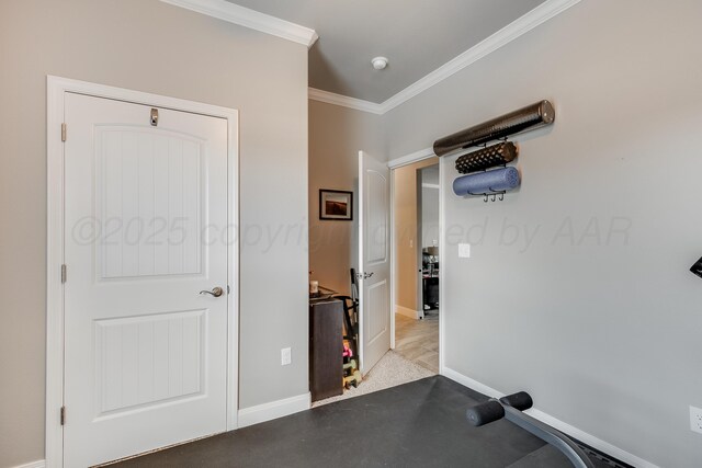 5013 Gloster St, Amarillo, TX 79118 - exercise room with ornamental molding and baseboards