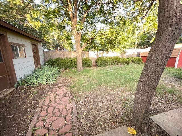 3807 Teckla Blvd, Amarillo, TX 79109 - photo 6