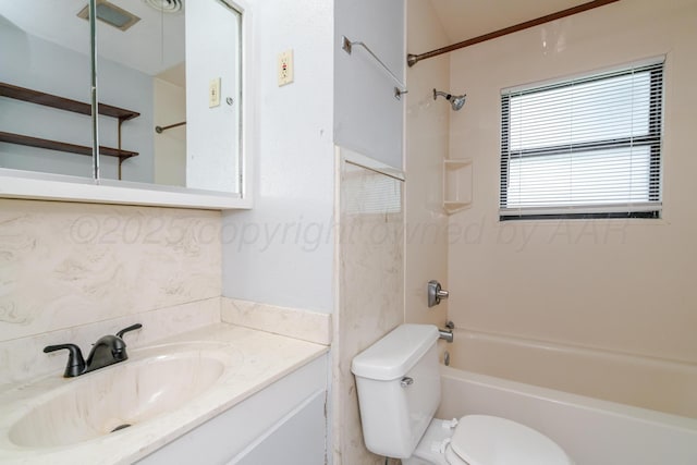 3110 S Apache St, Amarillo, TX 79103 - bathroom featuring bathing tub / shower combination and vanity