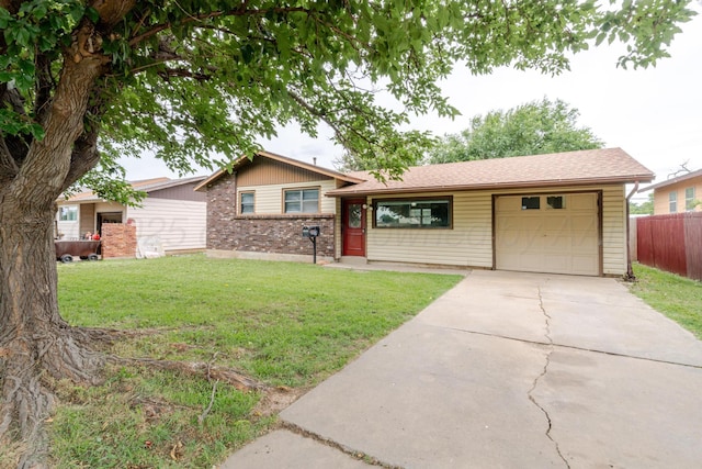 3110 S Apache St, Amarillo, TX 79103 - split level home with a garage and driveway