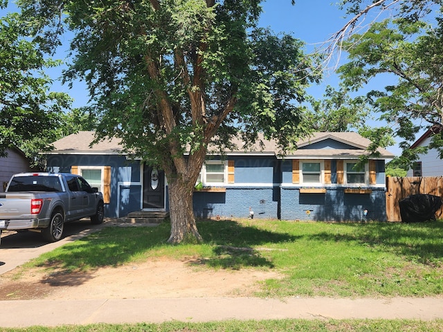 3114 Palm St, Amarillo, TX 79107 - view of front facade featuring brick siding