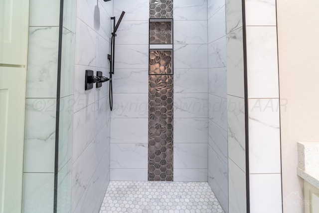 1207 Herring Ranch Rd, Amarillo, TX 79124 - full bath with tiled shower