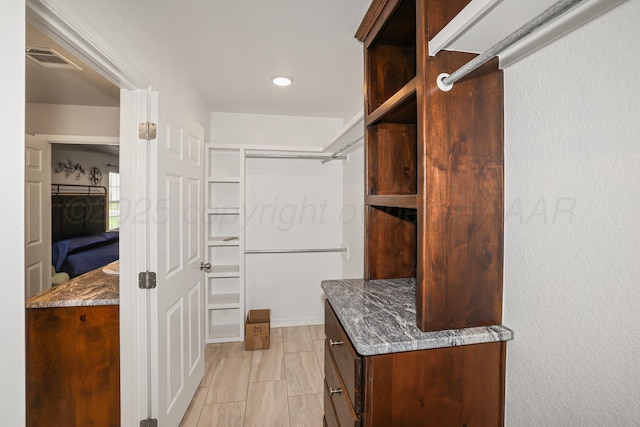 3001 Bismarck Ave, Amarillo, TX 79118 - view of walk in closet