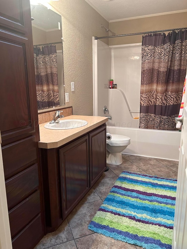 full bathroom featuring tile patterned floors, crown molding, vanity, toilet, and shower / tub combo with curtain