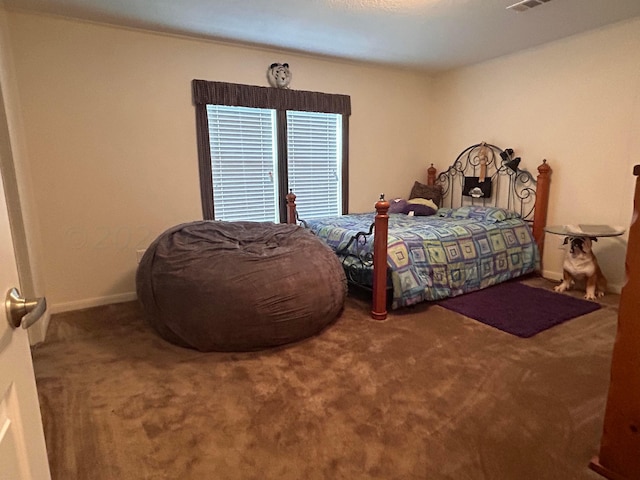 view of carpeted bedroom