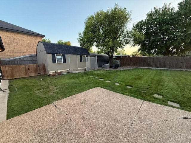 1607 N Mary-Ellen St, Pampa, TX 79065 - view of yard featuring a patio